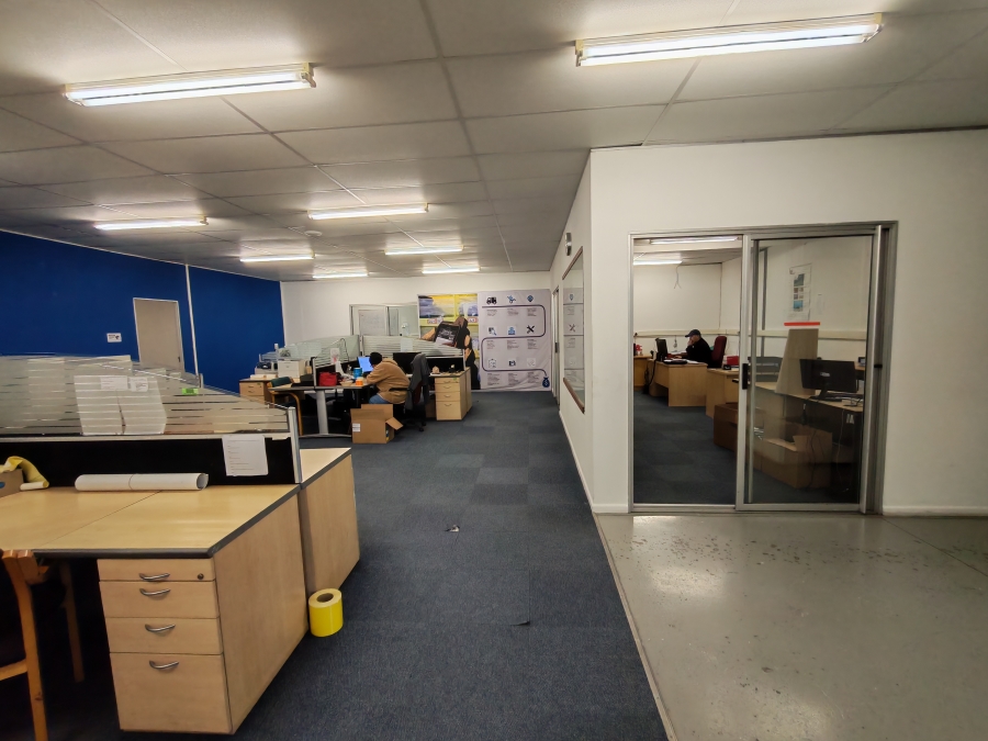 To Let commercial Property for Rent in Mall Interchange Western Cape
